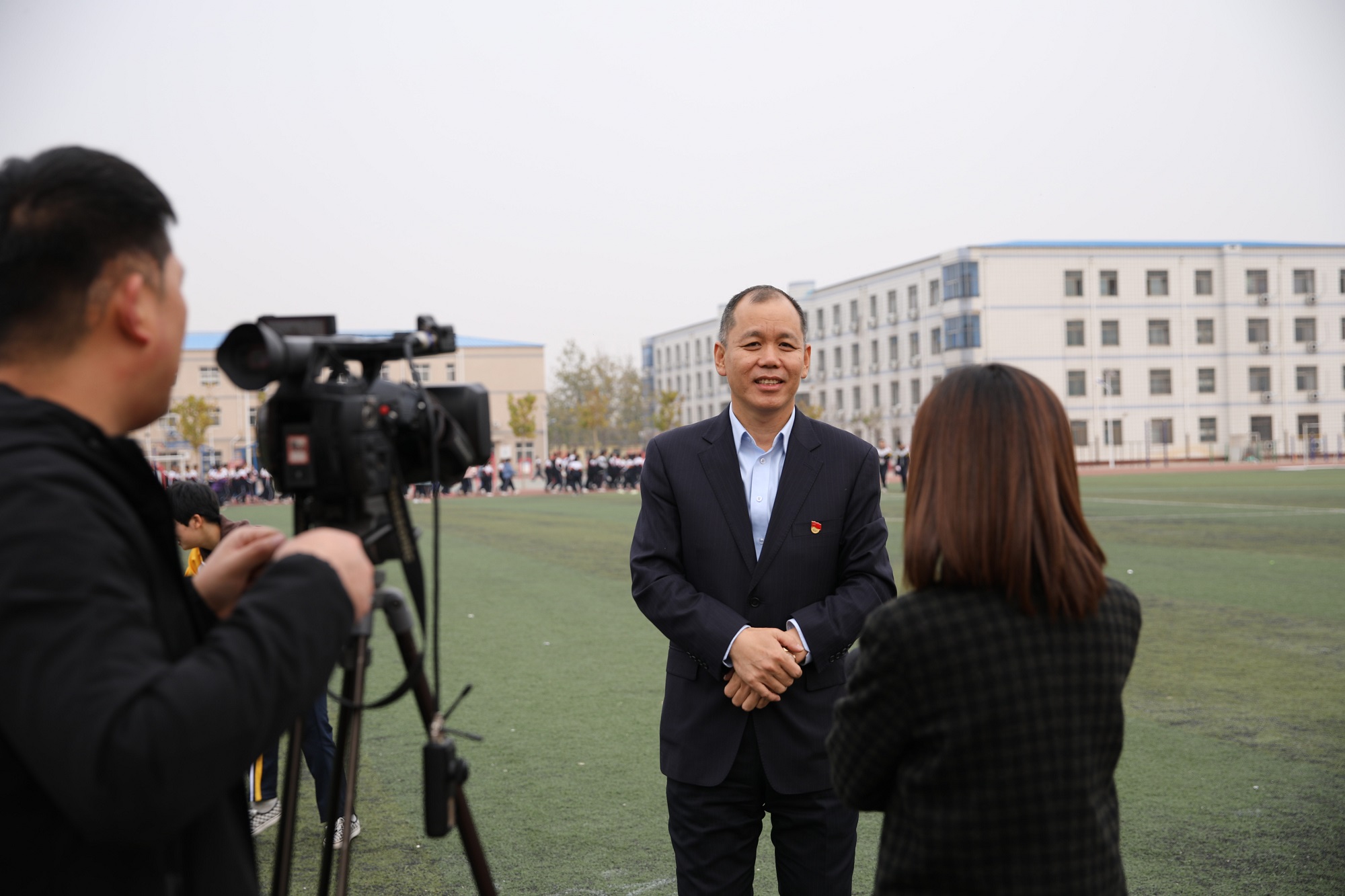“多一张笑脸 多一份希望”携手同行,共筑未来| 亚新国际官网(中国)官方网站走进青县一中